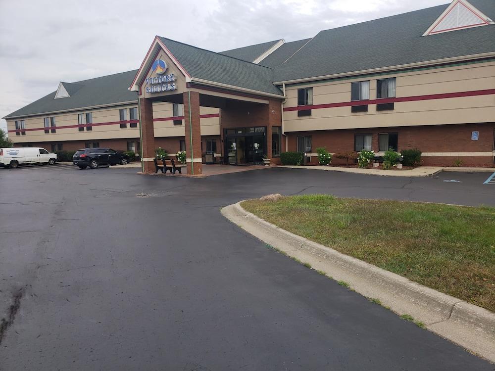 Comfort Suites Detroit/Warren Exterior foto