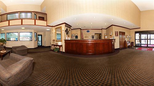 Comfort Suites Detroit/Warren Exterior foto